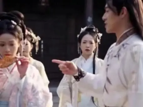 《开局天灾，我在古代当救世主》：爆笑穿越！看现代打工人如何逆天改命拯救苍生！